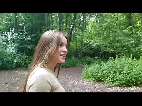❤️ エベリナに公共の場でのファックを提案した。彼女はイエスと言った。そして、私は彼女のお尻をファックし、彼女の口の中にザーメンを入れた。そして彼女は小便をした。 ポルノビデオ ❌️❤