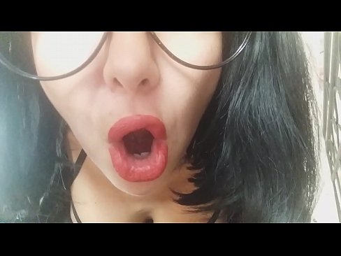 ❤️ ハニー、義理の母が今日は学校に行かせてくれないの...。って、そんなことあるわけないだろ...。 ポルノビデオ ❌️❤